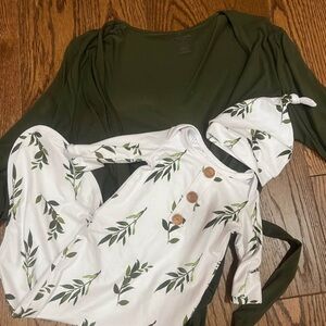 Caden Lane Mommy and Me Robe and Newborn Gown/cap